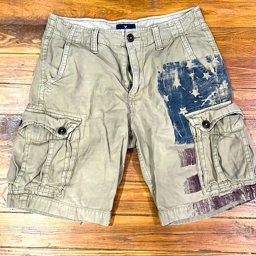 American Eagle cargo short